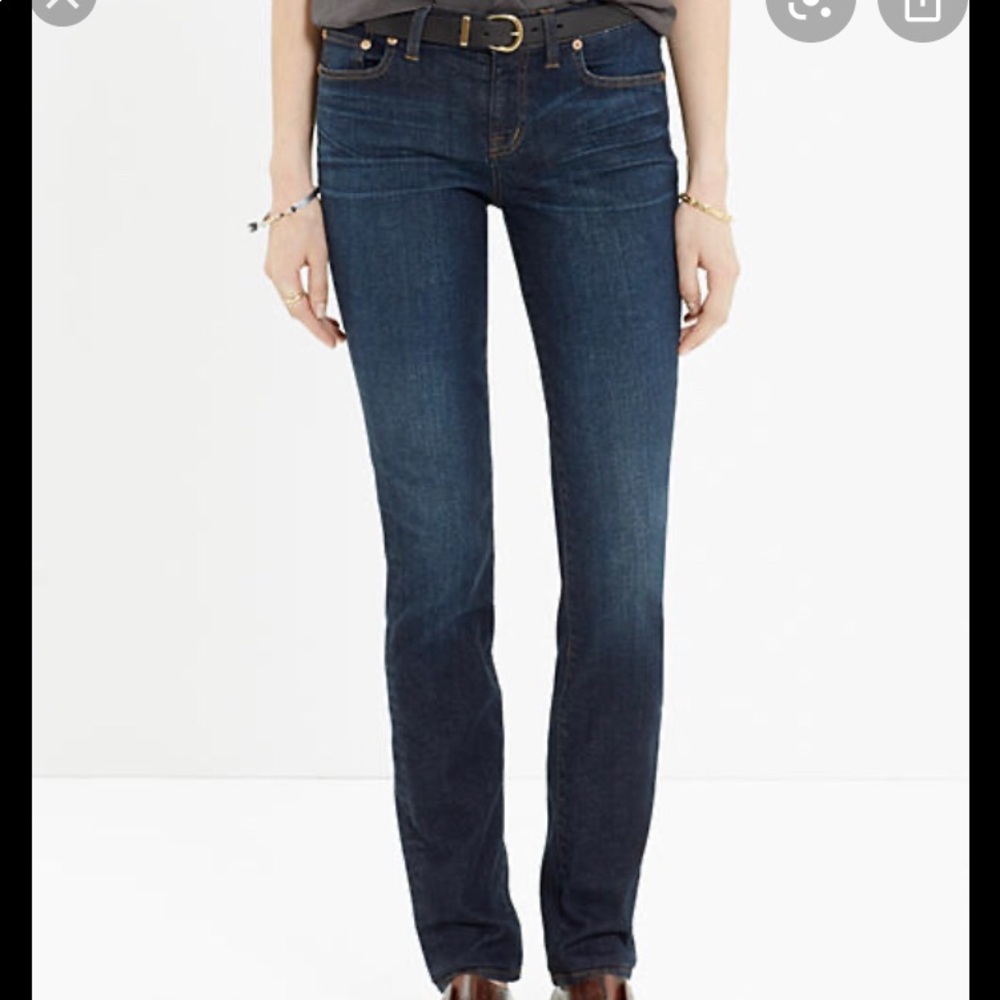 Madewell Dark Blue Alley Straight Jeans. 29